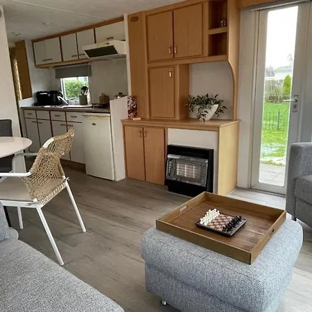 Retro Stacaravans Warmond